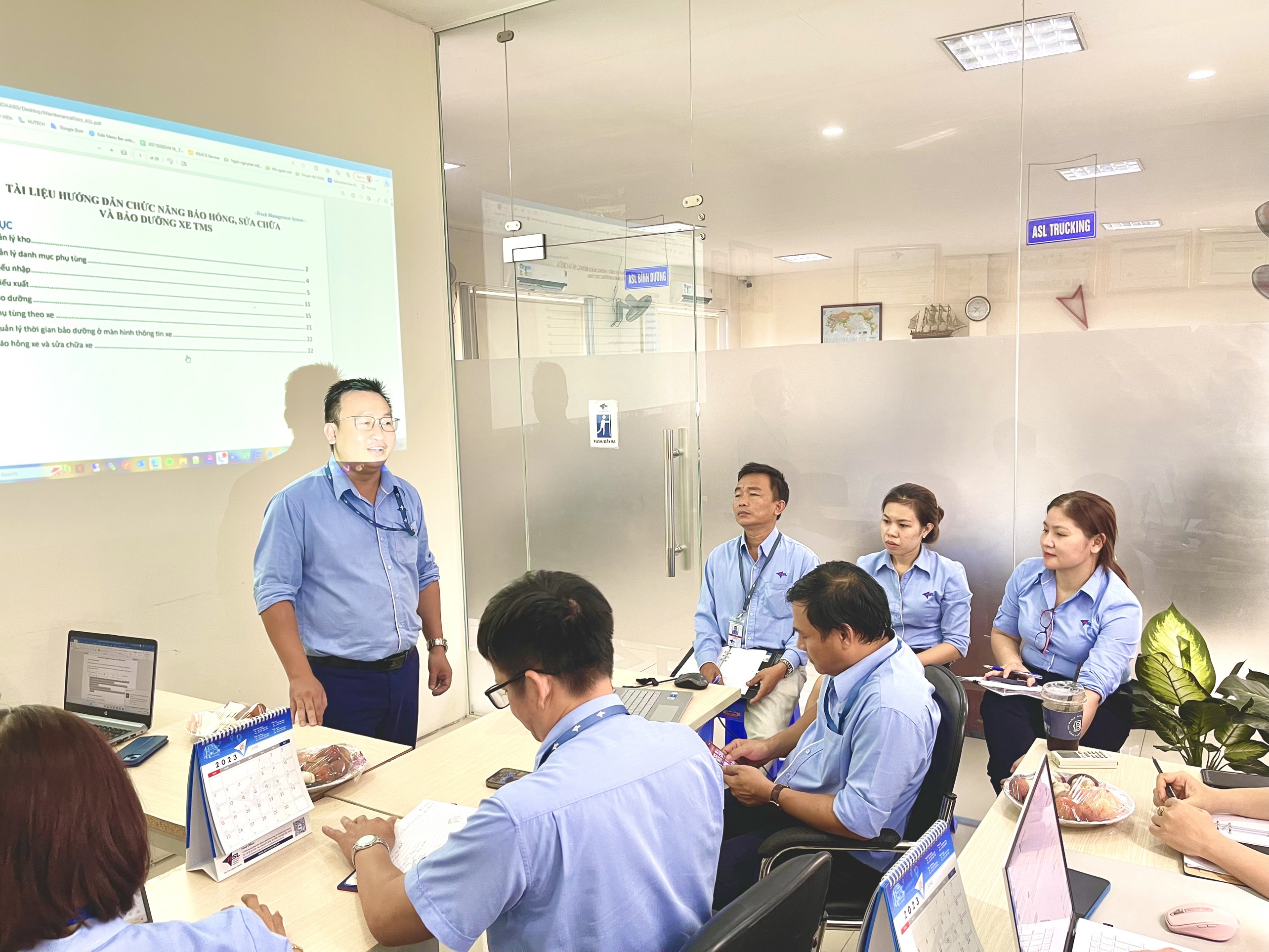 ASL LOGISTICS TỔ CHỨC ĐÀO TẠO & TÁI ĐÀO TẠO “CHỨC NĂNG QUẢN LÝ BẢO TRÌ BẢO DƯỠNG PHƯƠNG TIỆN VẬN TẢI” VÀ GIỚI THIỆU ỨNG DỤNG FAST MOBILE TẠI ASL BÌNH DƯƠNG